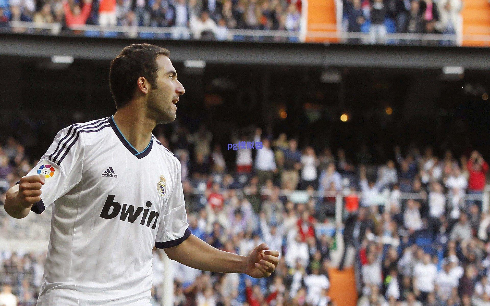 安帅训练前开小会引关注，三分钟密谈维尼修斯传递何种信号？